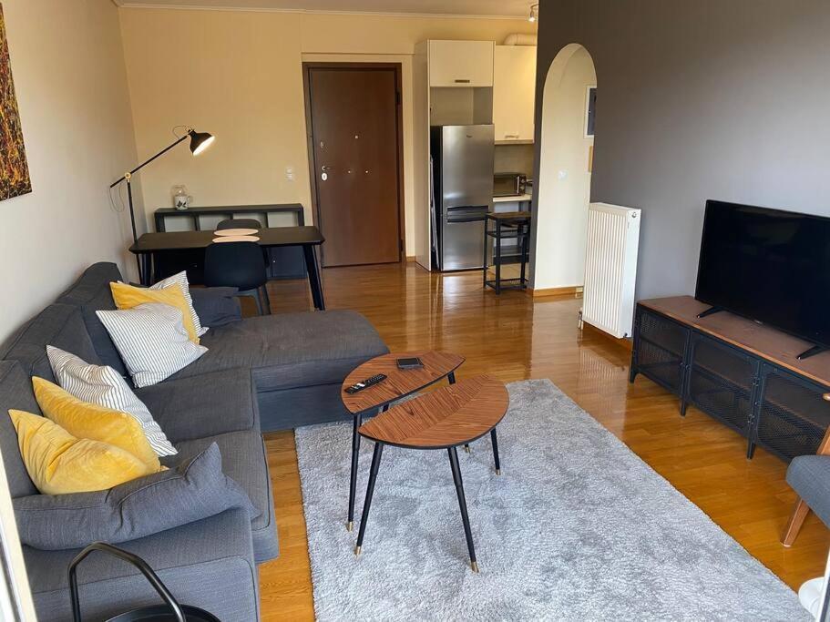 Cozy Apartment With Scenic View เอเธนส์ ภายนอก รูปภาพ